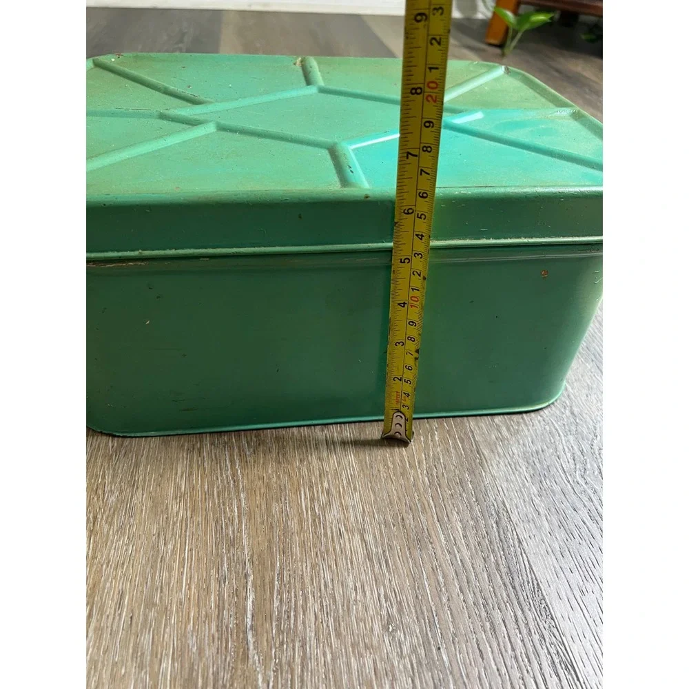 Bread Box Unisex OS Green Vintage Metal Embossed Diamond Storage Tin